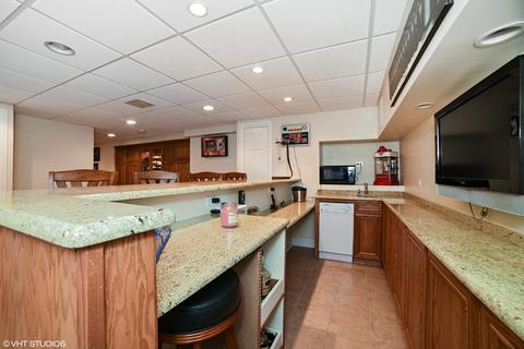 1044 Hudson Ct, Bartlett, IL 60103 photo 22