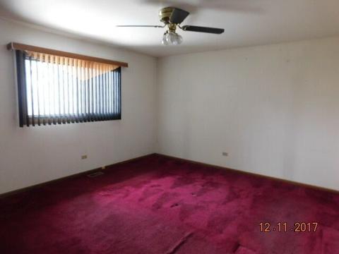 536 E 146th St, Dolton, IL 60419 photo 10