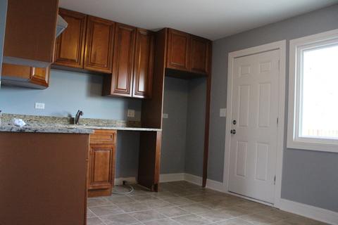 16506 Park Ave, Markham, IL 60428 photo 4