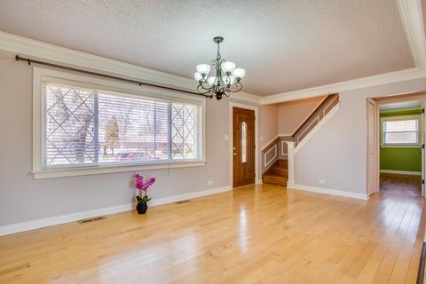 8931 Windsor Ln, Bridgeview, IL 60455 photo 4