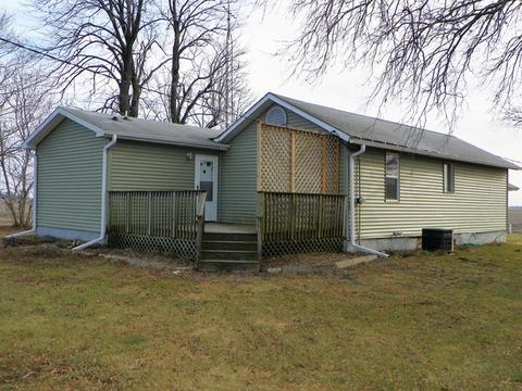 12276 E 950 North Rd, Chenoa, IL 61726 photo 1