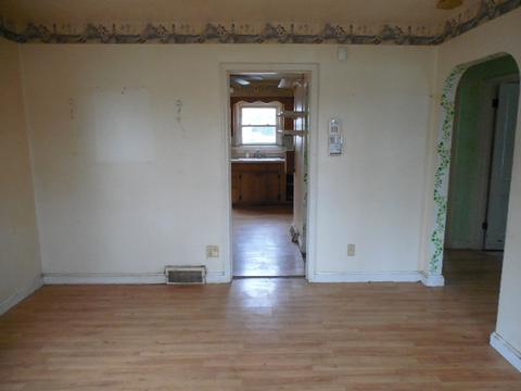 21 Lawrence Dr, Kankakee, IL 60901 photo 5