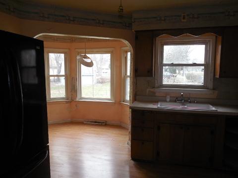 21 Lawrence Dr, Kankakee, IL 60901 photo 9