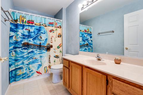 1280 Evergreen Ln, Elgin, IL 60123 photo 19