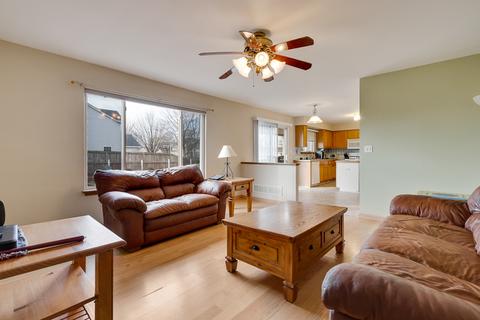 1280 Evergreen Ln, Elgin, IL 60123 photo 12