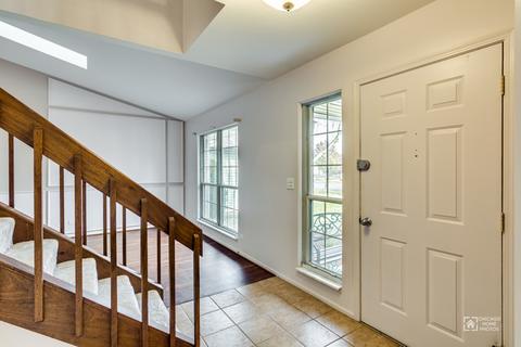 363 Pearson Cir, Naperville, IL 60563 photo 7
