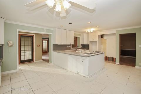 1607 E Barberry Ln, Mount Prospect, IL 60056 photo 3