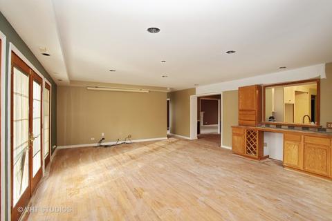 1607 E Barberry Ln, Mount Prospect, IL 60056 photo 5
