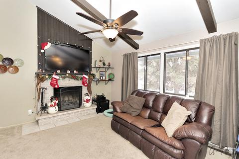 910 Royal Dr, Mchenry, IL 60050 photo 10