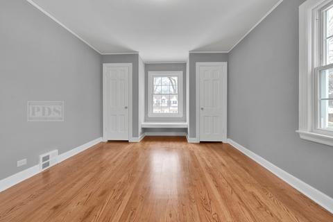 994 S 2nd Ave, Des Plaines, IL 60016 photo 23