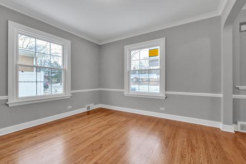 994 S 2nd Ave, Des Plaines, IL 60016 photo 18