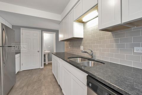 994 S 2nd Ave, Des Plaines, IL 60016 photo 13