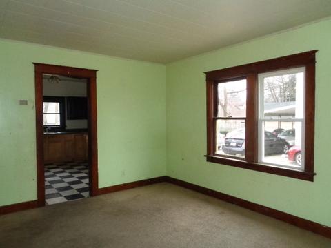 430 Jackson St, Aurora, IL 60505 photo 5