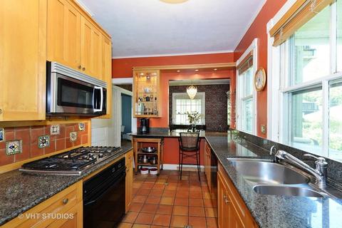 1010 Forest Ave, Evanston, IL 60202 photo 3