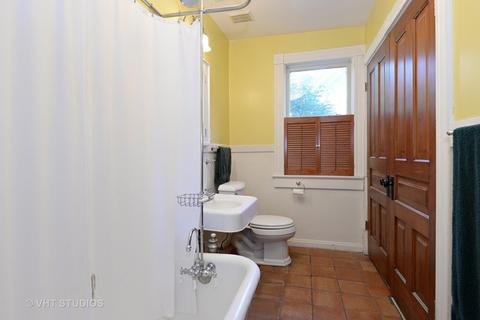 1010 Forest Ave, Evanston, IL 60202 photo 17
