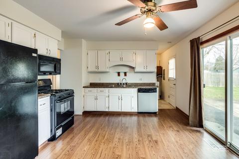 53 Paddock St, Montgomery, IL 60538 photo 8