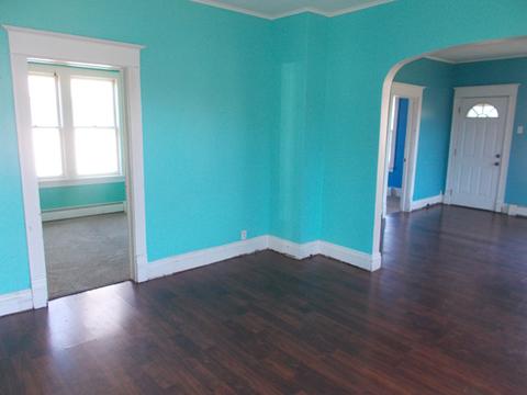 211 W 1st St, Spring Valley, IL 61362 photo 7