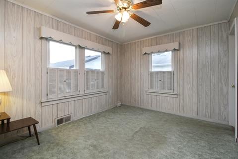 215 Hereford Ave, Steger, IL 60475 photo 6