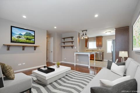 1305 Palm Dr, Wheeling, IL 60090 photo 2