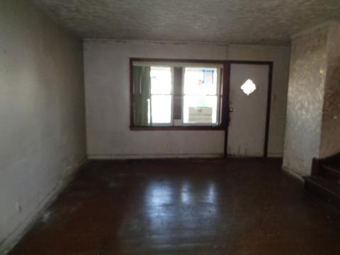 725 E 105th St, Chicago, IL 60628 photo 4