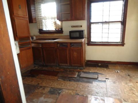 725 E 105th St, Chicago, IL 60628 photo 7