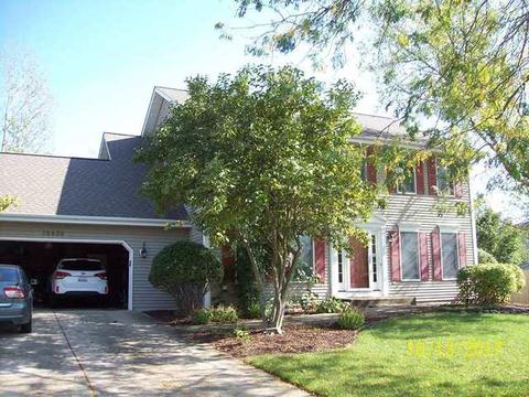 15535 S Robin Ct, Plainfield, IL 60544 photo 2