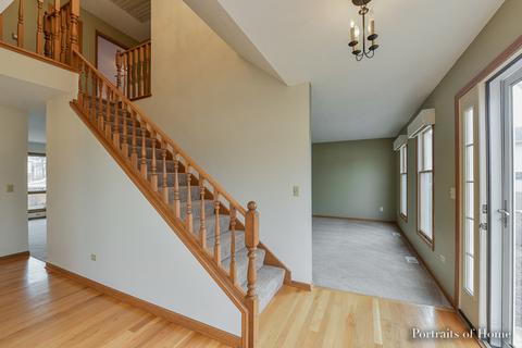 15535 S Robin Ct, Plainfield, IL 60544 photo 4
