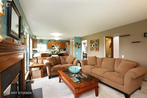 2040 Aronomink Cir, Elgin, IL 60123 photo 12