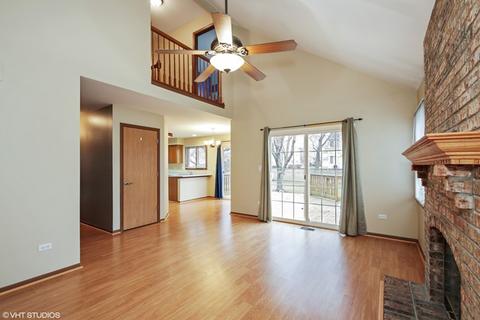 1504 Knotty Pine Dr, Elgin, IL 60123 photo 9