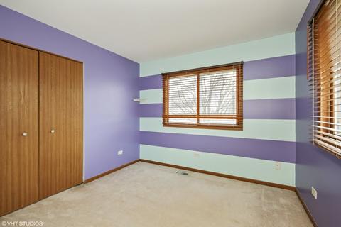 1504 Knotty Pine Dr, Elgin, IL 60123 photo 14