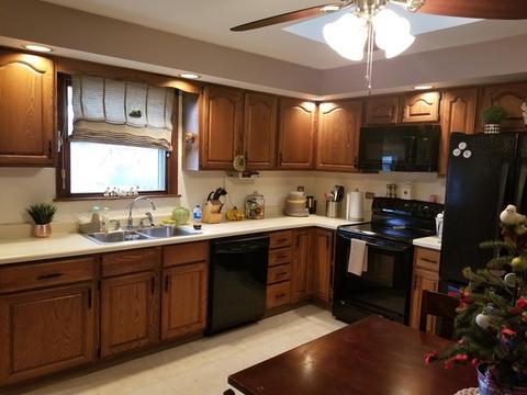 93 Ashland Ave, Des Plaines, IL 60016 photo 8