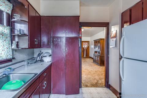 828 Watson St, Aurora, IL 60505 photo 11