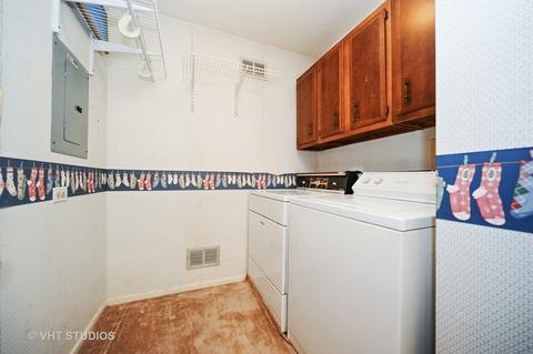 1540 Heather Ct #C2, Wheeling, IL 60090 photo 9