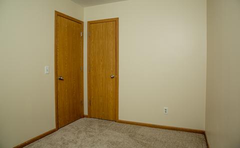 528 Park Rd, Lakemoor, IL 60051 photo 9
