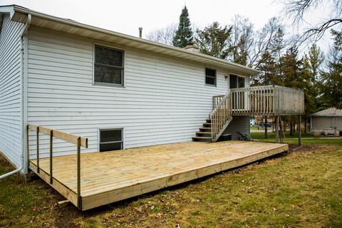 528 Park Rd, Lakemoor, IL 60051 photo 13