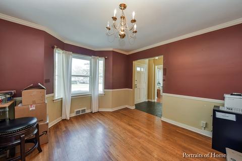 675 Chester Ave, Elgin, IL 60120 photo 4