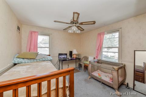 675 Chester Ave, Elgin, IL 60120 photo 11