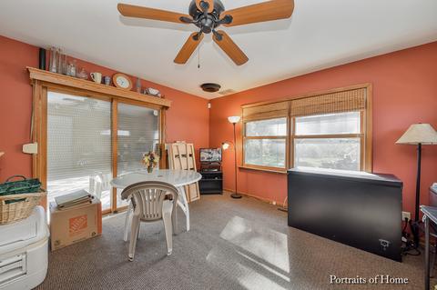 675 Chester Ave, Elgin, IL 60120 photo 6