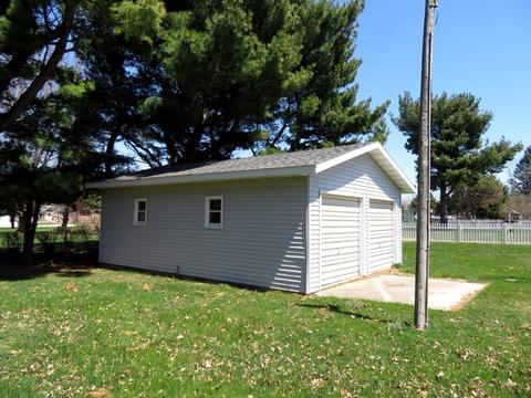 2108 E 39th St, Sterling, IL 61081 photo 25