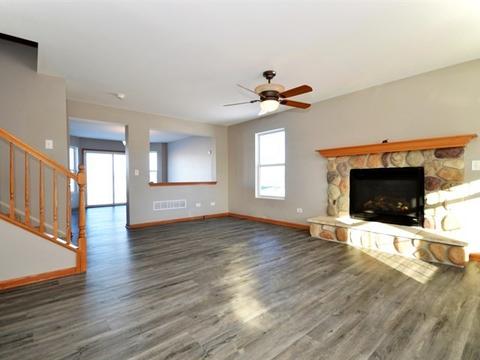 333 Aster Dr, Minooka, IL 60447 photo 5