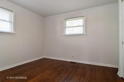 719 Spring St, Roselle, IL 60172 photo 5