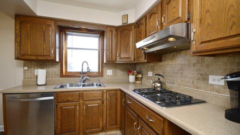 1745 Lee St, Des Plaines, IL 60018 photo 6