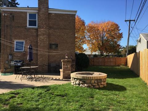 1745 Lee St, Des Plaines, IL 60018 photo 15
