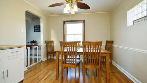 1745 Lee St, Des Plaines, IL 60018 photo 5