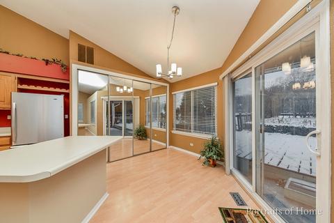 1015 Pheasant Run Ln, Aurora, IL 60504 photo 15