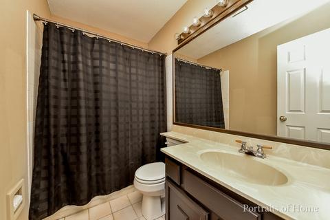 1015 Pheasant Run Ln, Aurora, IL 60504 photo 22