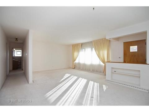 21 W176 Tee Ln, Itasca, IL 60143 photo 2
