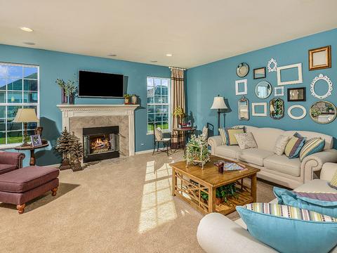 4087 Pompton Ave, Elgin, IL 60124 photo 2