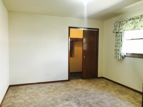 1557 Webster Ln, Des Plaines, IL 60018 photo 10