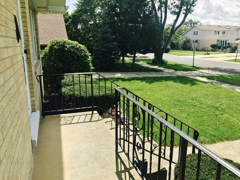 1557 Webster Ln, Des Plaines, IL 60018 photo 5